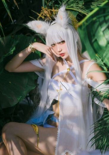 年轻的女教师2在线